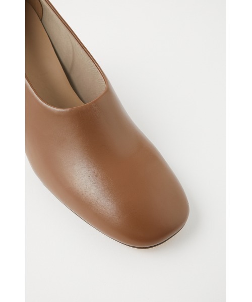 MOUSSY（マウジー）の「CFT SQUARE TOE パンプス（パンプス・レディース・ブラウン/ブラック/キナリ・25.0cm/23.5cm/23.0cm/24.5cm/24.0cm/22.5cm）」の12枚目の写真