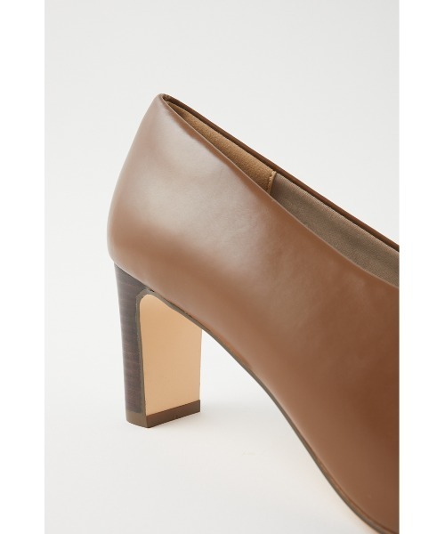 MOUSSY（マウジー）の「CFT SQUARE TOE パンプス（パンプス・レディース・ブラウン/ブラック/キナリ・25.0cm/23.5cm/23.0cm/24.5cm/24.0cm/22.5cm）」の17枚目の写真