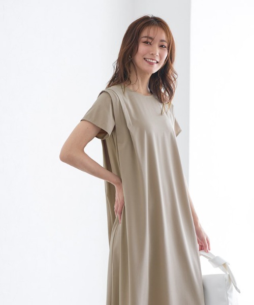 ショルダータックワンピース