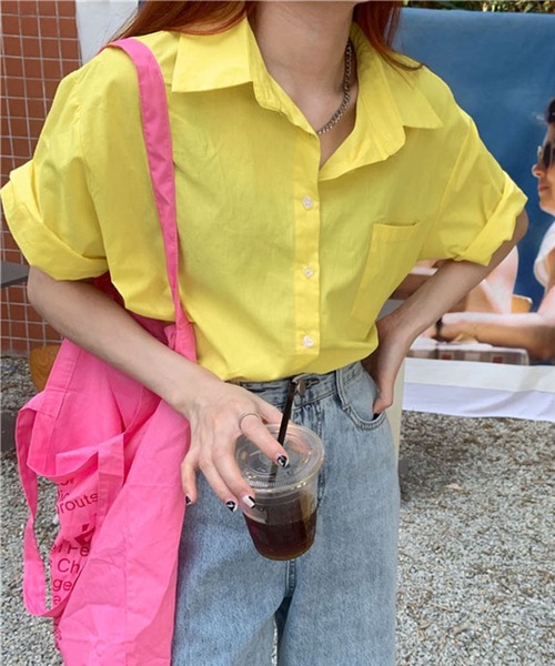 me+em select（ミームセレクト）の「【 ５色展開 】半袖ロールアップカラーコットンシャツ（シャツ/ブラウス・レディース・ホワイト/ライトブルー/パープル/グリーン/ライトイエロー・FREE）」の5枚目の写真