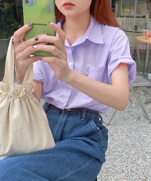 me+em select（ミームセレクト）の「【 ５色展開 】半袖ロールアップカラーコットンシャツ（シャツ/ブラウス・レディース・ホワイト/ライトブルー/パープル/グリーン/ライトイエロー・FREE）」の12枚目の写真