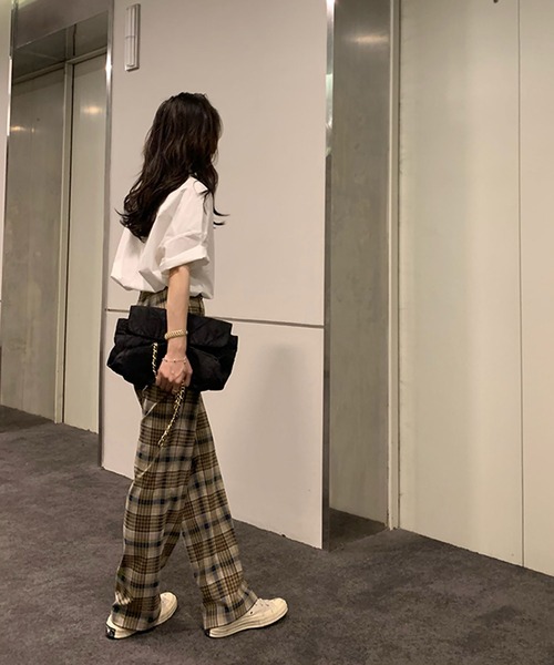 me+em select（ミームセレクト）の「【 ５色展開 】半袖ロールアップカラーコットンシャツ（シャツ/ブラウス・レディース・ホワイト/ライトブルー/パープル/グリーン/ライトイエロー・FREE）」の8枚目の写真