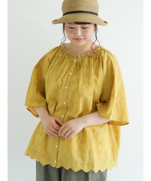 Samansa Mos2(サマンサ モスモス)の「オーバー刺繍前後2WAYブラウス(シャツ/ブラウス・レディース・パープル/ネイビー/オフホワイト/ピンク/イエロー/グリーン・フリ-)」の8枚目の写真