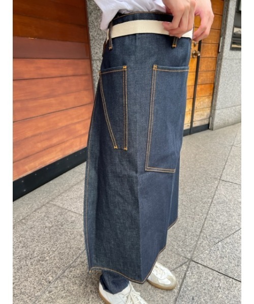 Nudie Jeans(ヌーディージーンズ)の「デニム腰巻エプロン(エプロン・メンズ・ネイビー・FREE)」の4枚目の写真
