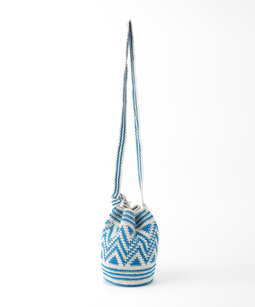 IENA(イエナ)の「【UNIQUE BATIK/ユニークバティック】ショルダーバッグ(ショルダーバッグ・レディース・サックスブルー/オレンジ・FREE)」の5枚目の写真