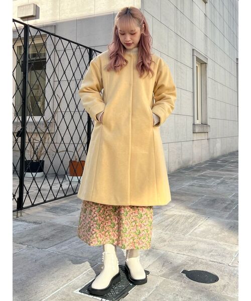 merry jenny（メリージェニー）の「ordinaryサーキュラーカラーコート（ノーカラーコート・レディース・チャコールグレー/イエロー/グリーン・FREE）」の11枚目の写真