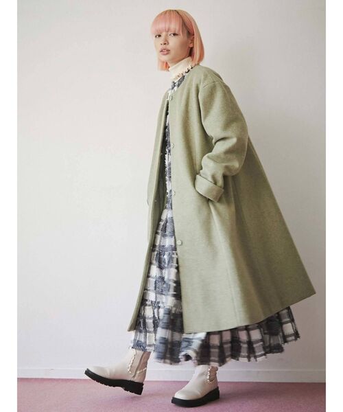 merry jenny（メリージェニー）の「ordinaryサーキュラーカラーコート（ノーカラーコート・レディース・チャコールグレー/イエロー/グリーン・FREE）」の20枚目の写真