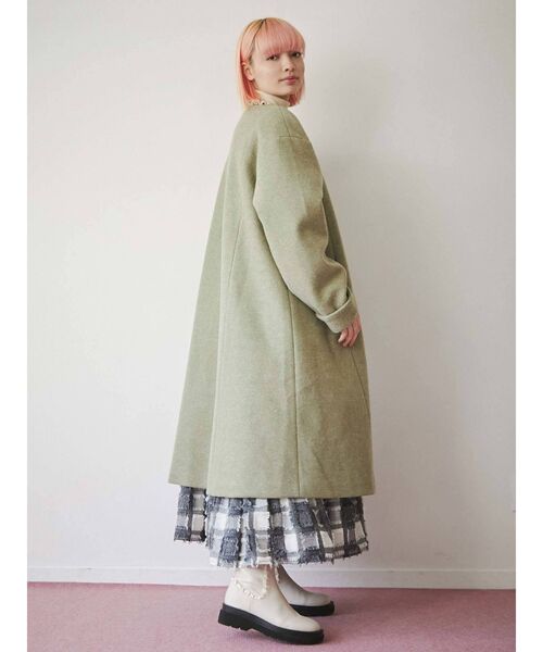 merry jenny（メリージェニー）の「ordinaryサーキュラーカラーコート（ノーカラーコート・レディース・チャコールグレー/イエロー/グリーン・FREE）」の21枚目の写真