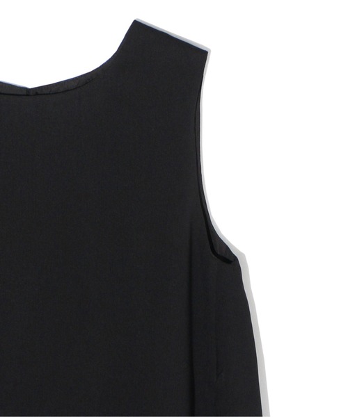 one way(ワンウェイ)の「レイヤードノースリチュニック(シャツ/ブラウス・レディース・ライトブルー/ブラック/ベージュ・FREE)」の7枚目の写真