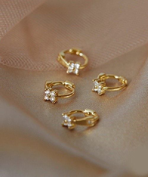 Ritomo De Ricco(リトモ・デ・リコ)の「スターリングシルバー シンプルピアス(ピアス(両耳用)・レディース・A/B/C・SMALL)」の7枚目の写真