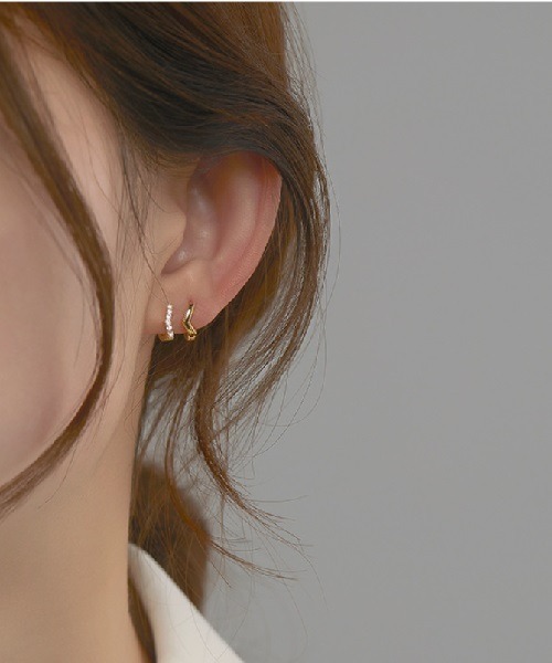 Ritomo De Ricco(リトモ・デ・リコ)の「スターリングシルバー シンプルピアス(ピアス(両耳用)・レディース・A/B/C・SMALL)」の8枚目の写真
