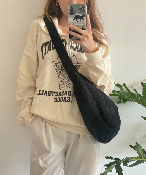 ECLIN（エクラン）の「キルティングスクエアショルダーバッグ（ショルダーバッグ・レディース・ブラック/ベージュ/ブラウン・FREE）」の6枚目の写真