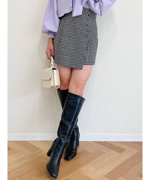 dazzlin（ダズリン）の「プチボタンショートスカパン（スカート・レディース・ブラック/ネイビー・SMALL/MEDIUM）」の7枚目の写真