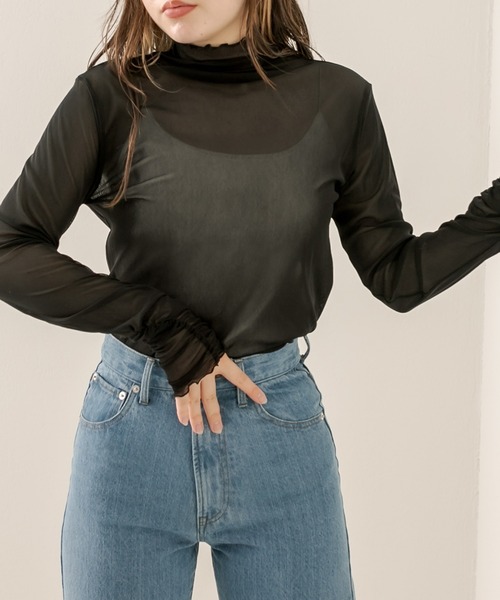 OLIVE des OLIVE（オリーブデオリーブ）の「袖くしゅシアインナー（Tシャツ/カットソー・レディース・オフホワイト/ピンク/パープル/ブラック・FREE）」の3枚目の写真