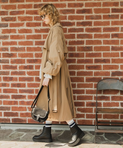 forksy.(フォルクシー)の「【forksy.】キャンバスパイピングミニショルダーバッグ(ショルダーバッグ・レディース・ブラック/ベージュ/アイボリー・FREE)」の5枚目の写真