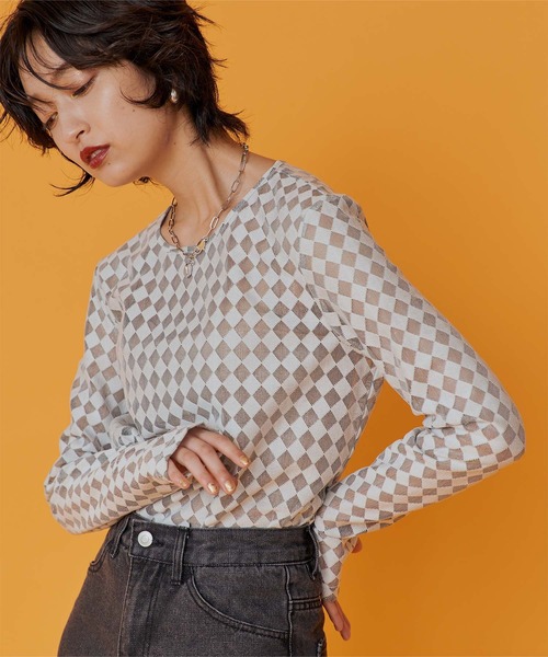 miette（ミエット）の「ﾀﾞｲﾔ柄ｸﾙｰﾈｯｸｼｱｰﾄｯﾌﾟｽ（Tシャツ/カットソー・レディース・ホワイト/ブラック/グリーン・FREE）」の2枚目の写真