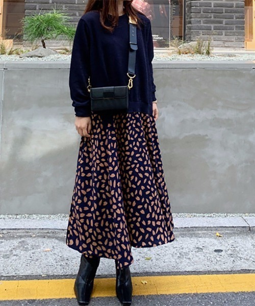 LOPASS（ロパス）の「レイヤード風　異素材ドッキングワンピース（ワンピース・レディース・ブラック/ネイビー・M/L/XX-LARGE/XL）」の12枚目の写真