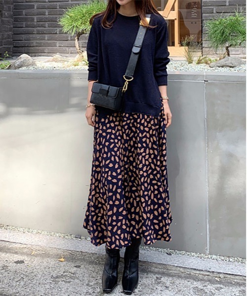 LOPASS（ロパス）の「レイヤード風　異素材ドッキングワンピース（ワンピース・レディース・ブラック/ネイビー・M/L/XX-LARGE/XL）」の11枚目の写真