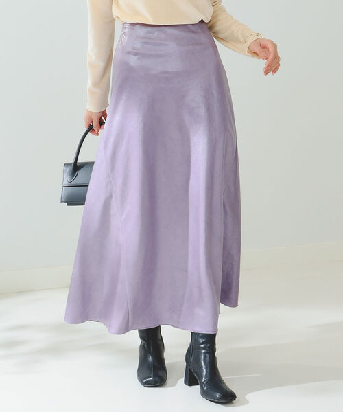 B:MING by BEAMS（ビーミングバイビームス）の「B:MING by BEAMS / レザーライク スカート 22AW（スカート・レディース・ブラック/モスグリーン/ラベンダー/ベージュ・SMALL/MEDIUM）」の4枚目の写真