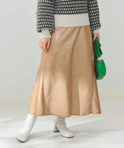 B:MING by BEAMS（ビーミングバイビームス）の「B:MING by BEAMS / レザーライク スカート 22AW（スカート・レディース・ブラック/モスグリーン/ラベンダー/ベージュ・SMALL/MEDIUM）」の10枚目の写真