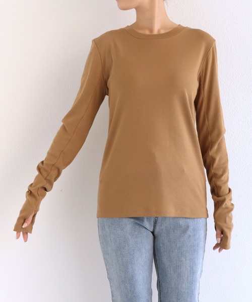 andme(アンドミー)の「吸湿発熱/抗菌防臭ジンジャーフライス指穴クルーネック長袖トップス(Tシャツ/カットソー・レディース・ブラック/オフホワイト/チャコールグレー/ベージュ系その他/ピンク/オレンジ/ライトパープル/ライム/ブルー/アイボリー・M)」の20枚目の写真