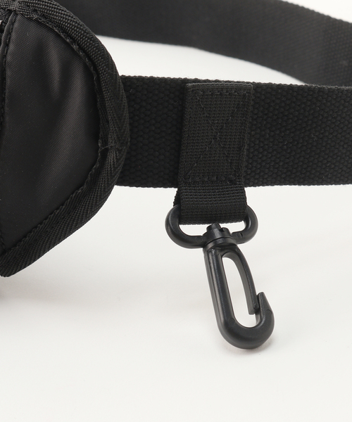 A.P.C.（アーペーセー）の「【A.P.C. / アー ペー セー】 BANANE REPEAT MINI（クラッチバッグ・メンズ・ブラック・FREE）」の5枚目の写真