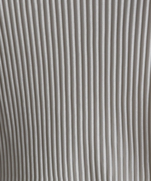 Andemiu（アンデミュウ）の「【WEB限定】プリーツカットソー173102（Tシャツ/カットソー・レディース・ライトグレー/ブラック/カーキ/アイボリー/チャコール・FREE）」の16枚目の写真