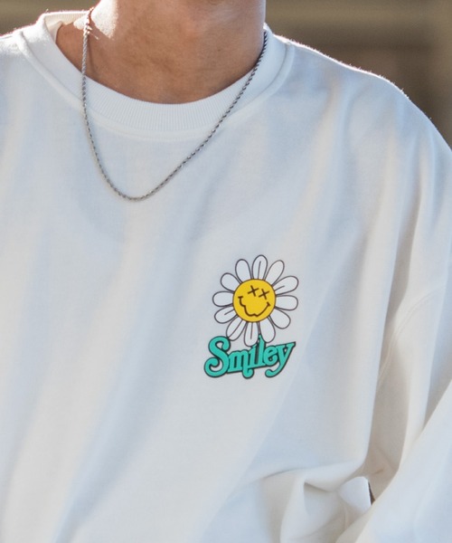 『SMILEY FACE/スマイリーフェイス』フラワースマイリープリント裏毛トレーナー（スウェット）｜SMILEY FACE（スマイリーフェイス）