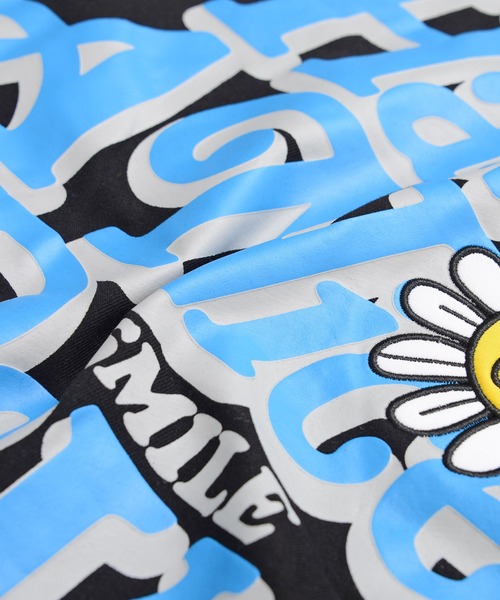 『SMILEY FACE/スマイリーフェイス』フラワースマイリープリント裏毛トレーナー（スウェット）｜SMILEY FACE（スマイリーフェイス）