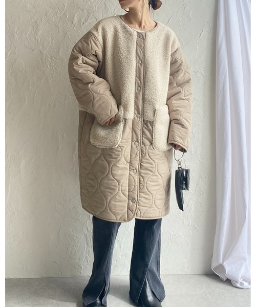 She's Closet（シーズクローゼット）の「中綿ミドル丈ノーカラー切り替えボアキルティングコート（ノーカラーコート・レディース・カーキ/アイボリー/ブラック/ベージュ/グレイッシュベージュ・FREE）」の14枚目の写真