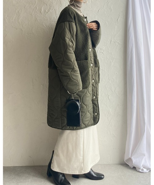 She's Closet（シーズクローゼット）の「中綿ミドル丈ノーカラー切り替えボアキルティングコート（ノーカラーコート・レディース・カーキ/アイボリー/ブラック/ベージュ/グレイッシュベージュ・FREE）」の17枚目の写真