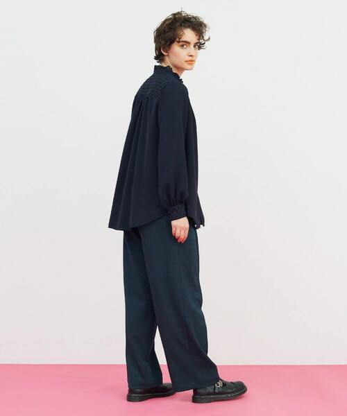 FRAPBOIS（フラボア）の「アロウブラウス（シャツ/ブラウス・レディース・オフホワイト/ネイビー・1）」の15枚目の写真