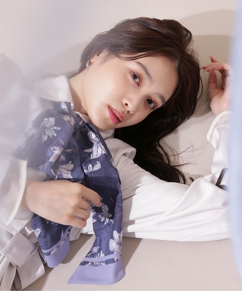 JILL by JILL STUART(ジルバイジルスチュアート)の「◇【eS】スカーフベルト付トレンチコート(トレンチコート・レディース・ベージュ/ブラウン/ホワイト系その他/ピンク/ブルー・SMALL/MEDIUM/XS.P)」の17枚目の写真