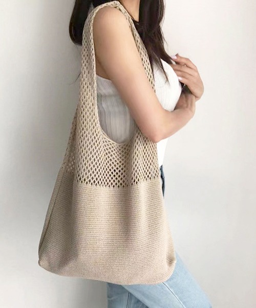 florist(フローリスト)の「【15色展開】【A4収納可】シーズンレスニットトートバッグ(トートバッグ・レディース・ブラウン/オレンジ/グリーン/ライトイエロー/ライトブラウン/ライトブルー/オフホワイト/ライトグリーン/ボルドー/グレー/ブルー/グレイッシュベージュ/ミント/ライトパープル/ブラック・FREE)」の17枚目の写真
