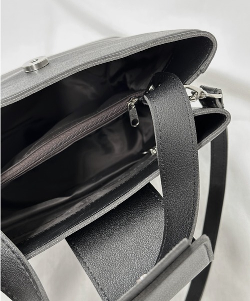 LVEU.（ラブユ.）の「【ZOZOTOWN限定】2way square one handle shoulder bag / 2wayスクエアワンハンドルショルダーバッグ（ショルダーバッグ・レディース・グレー/カーキ/ブラック/マスタード・FREE）」の20枚目の写真