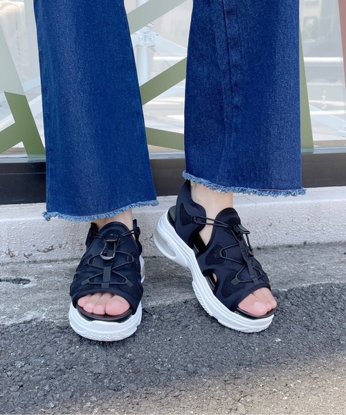 one wayザッカ(ワンウェイザッカ)の「エアーソールスポーツサンダル(サンダル・レディース・ホワイト/ブラック/ブラック系その他・SMALL/MEDIUM/LARGE)」の12枚目の写真