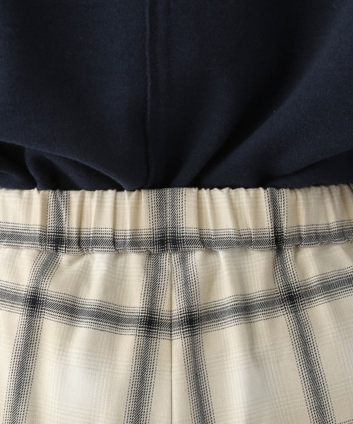 LEPSIM(レプシィム)の「チェック柄ピンタックパンツ(スラックス・レディース・グレー/ベージュ系その他・X-SMALL/MEDIUM/LL/LARGE/SMALL)」の12枚目の写真