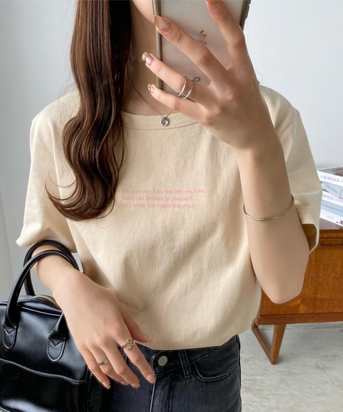 レタリングロゴTシャツ