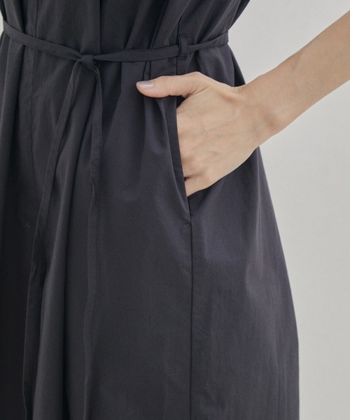 SALON adam et rope'（サロン アダム エ ロペ）の「【ZOZOTOWN限定】タックオールインワン（つなぎ/オールインワン・レディース・ブラック/カーキブラウン/ライトグリーン・S/M/ML）」の7枚目の写真