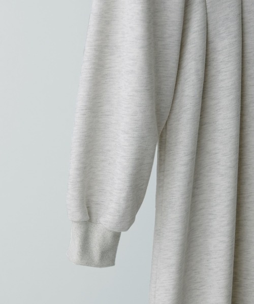 etoll.（エトル）の「ウエストタックスウェットワンピース（ワンピース・レディース・ブラック/オートミール・FREE）」の22枚目の写真