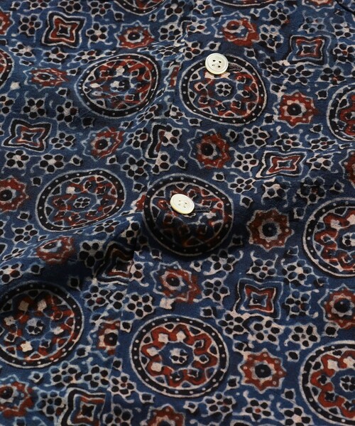 BEAMS PLUS(ビームスプラス)の「BEAMS PLUS / アジュラックプリント ショートスリーブ オープンカラー シャツ(シャツ/ブラウス・メンズ・ブルー/ブラック・L/S/XL/M)」の19枚目の写真