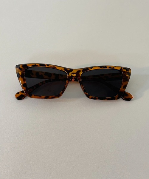 Vipoa（ヴィポア）の「フォックス型サングラス（サングラス・レディース・レオパード/ブラック/ブラウン/ホワイト・FREE）」の14枚目の写真