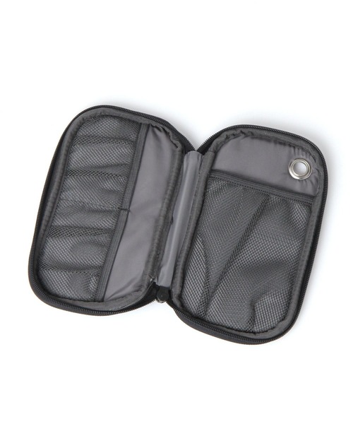 niko and...（ニコアンド）の「オリジナルニコロゴ刺繍ガジェットポーチ（ポーチ・レディース・ブラック/ホワイト・0）」の14枚目の写真