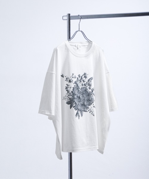 NILWAY（ニルウェイ）の「グラフィックプリントオーバーサイズT