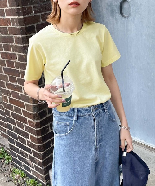 Chillfar(チルファー)の「コンパクトTシャツ/無地/細ボーダー(Tシャツ/カットソー・レディース・ブラック/ホワイト系/ネイビー系/クリーム/レモンイエロー/ホワイト/ベージュ系/ピンク/グリーン/チャコール/オートミール/ネイビー・FREE)」の11枚目の写真