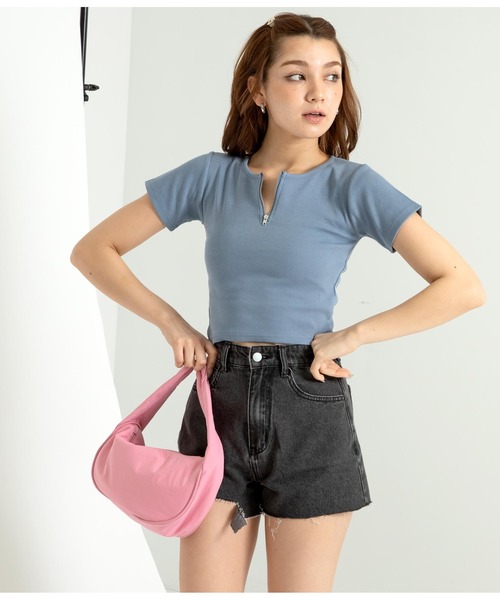 ANAP(アナップ)の「カットオフデニムショートパンツ(デニムパンツ・レディース・ライトブルー/スミクロ・M/S)」の6枚目の写真