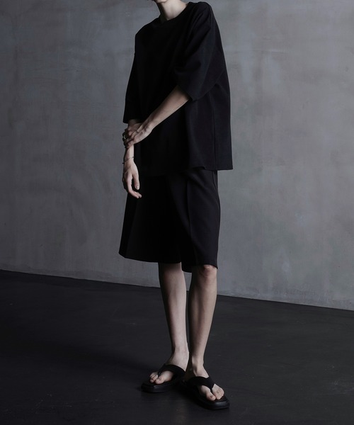 CALLNE（カルネ）の「【CALLNE】2Tuck Wide Straight Half Slacks/2タックワイド ストレートハーフスラックス（その他パンツ・メンズ・ブラック・M/L）」の6枚目の写真