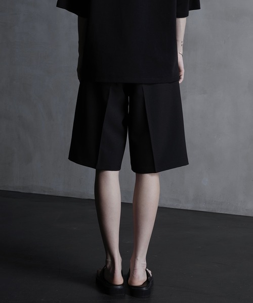 CALLNE（カルネ）の「【CALLNE】2Tuck Wide Straight Half Slacks/2タックワイド ストレートハーフスラックス（その他パンツ・メンズ・ブラック・M/L）」の15枚目の写真