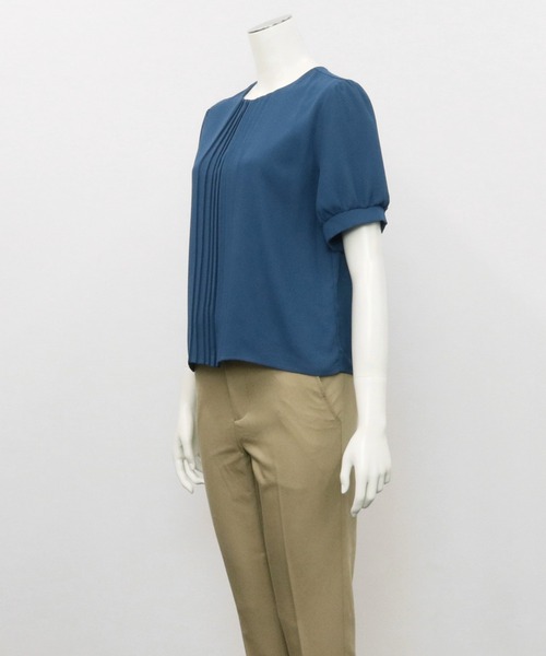 TOKYO SHIRTS（トウキョウシャツ）の「プリーツタック 五分袖ブラウス（シャツ/ブラウス・レディース・オフホワイト/ダークブルー/ライトパープル・M/L）」の4枚目の写真