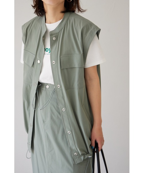 &. NOSTALGIA(アンドドットノスタルジア)の「【ZOZO限定】boyロゴTシャツ(Tシャツ/カットソー・レディース・ブラック/グリーン・FREE)」の16枚目の写真